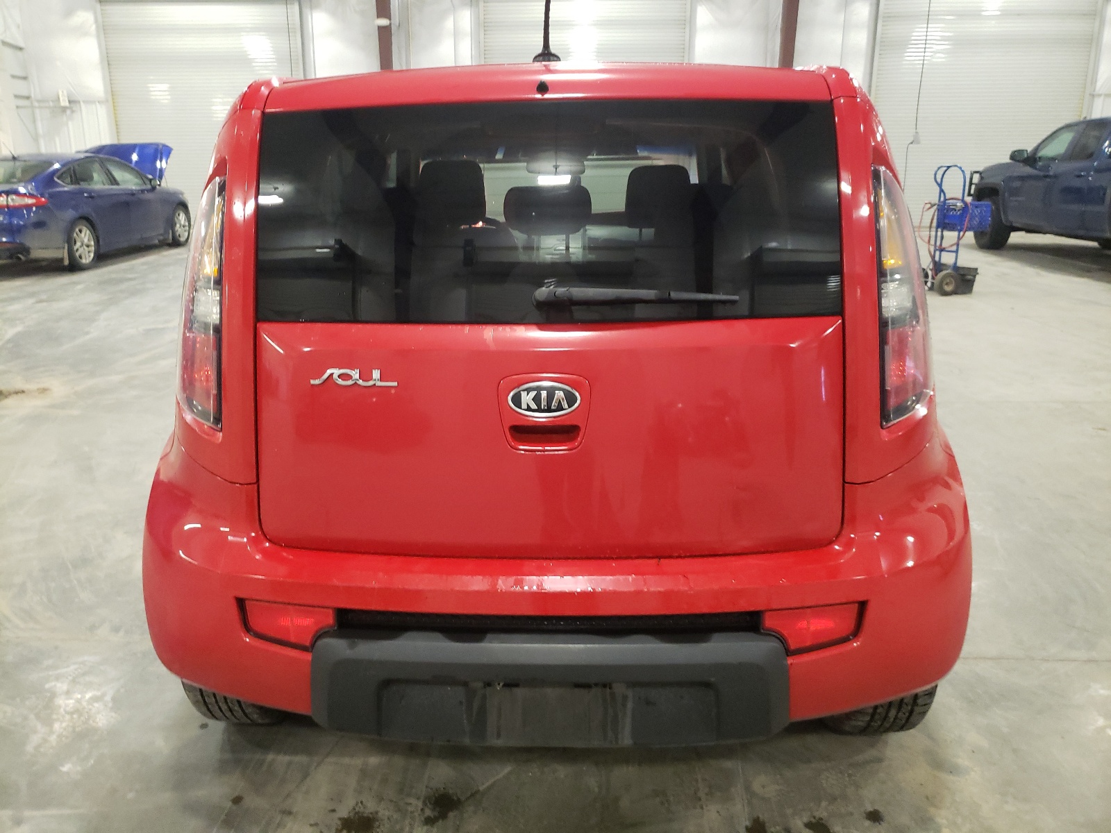 KNDJT2A21B7226890 2011 Kia Soul +