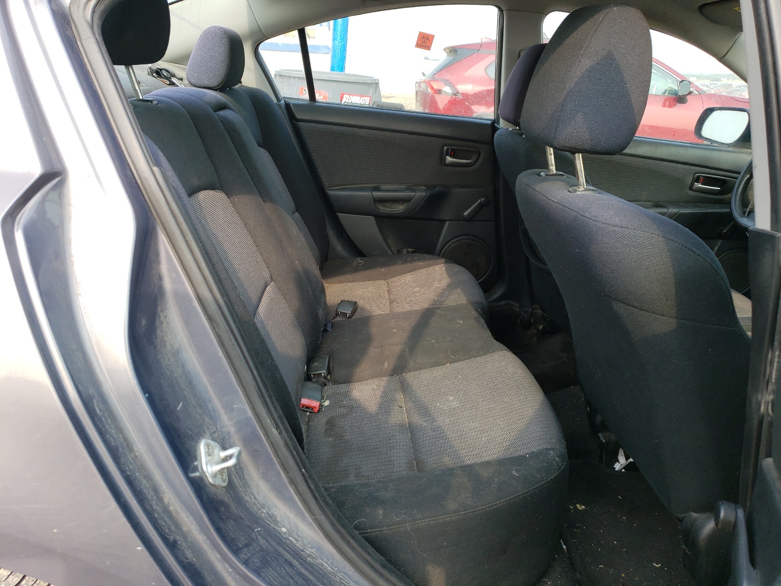 JM1BK12F871692751 2007 Mazda 3 I