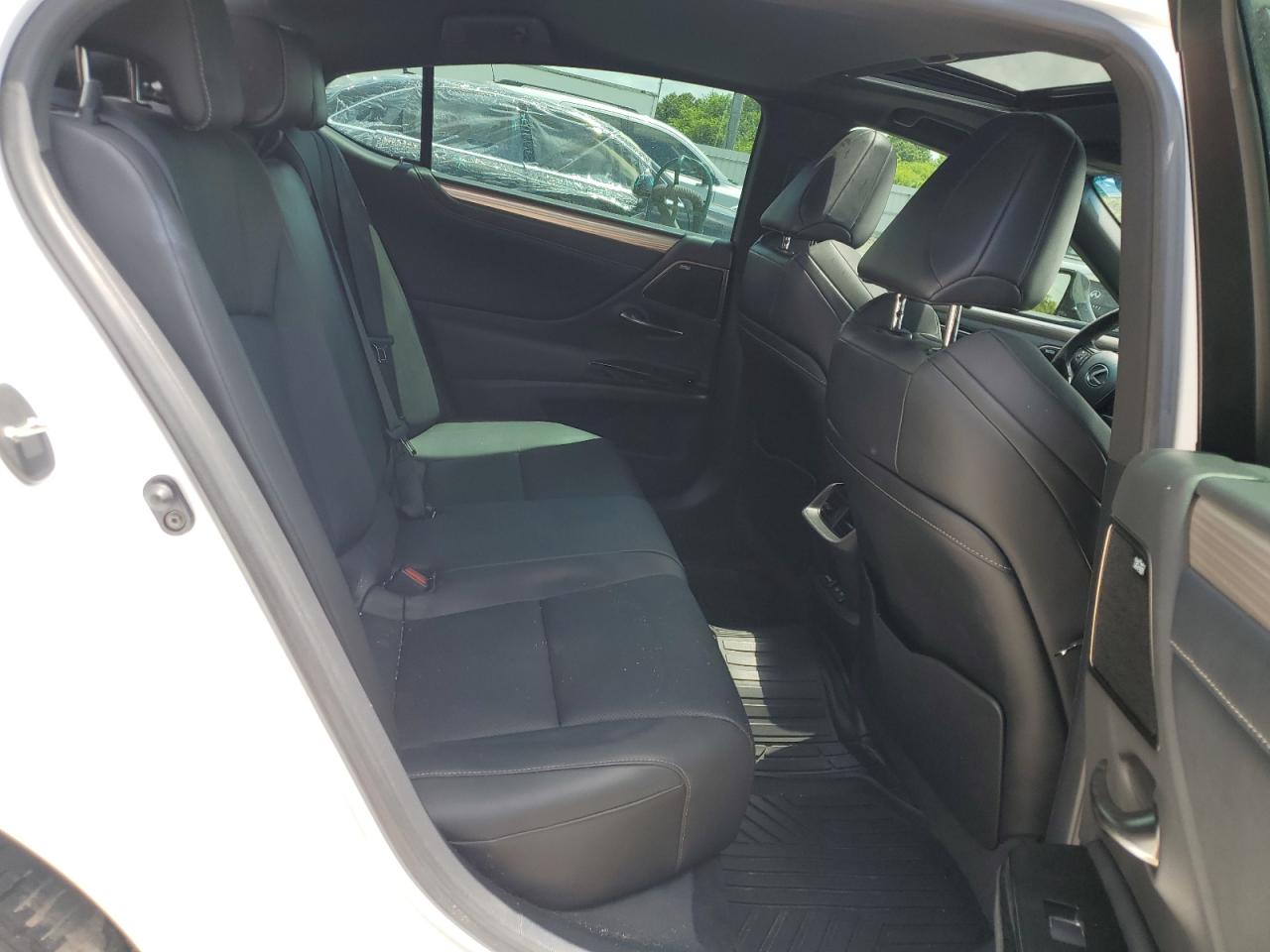 2022 Lexus Es 350 Base VIN: 58AGZ1B17NU121211 Lot: 63877734