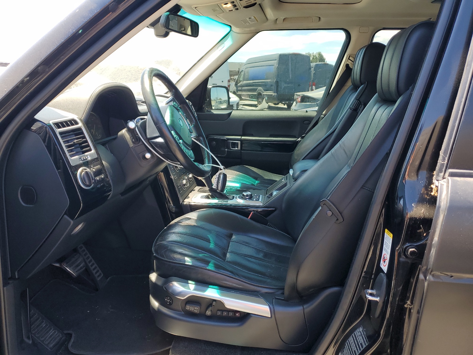 SALMF1E43BA328939 2011 Land Rover Range Rover Hse Luxury