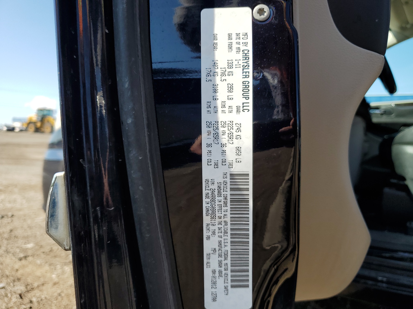 2A4RR8DG0BR656110 2011 Chrysler Town & Country Touring L