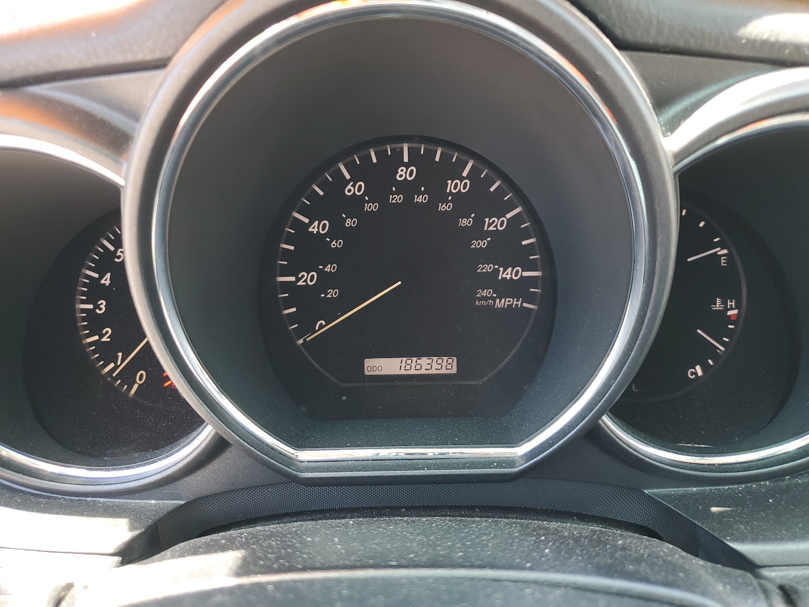 JTJGA31U440040048 2004 Lexus Rx 330