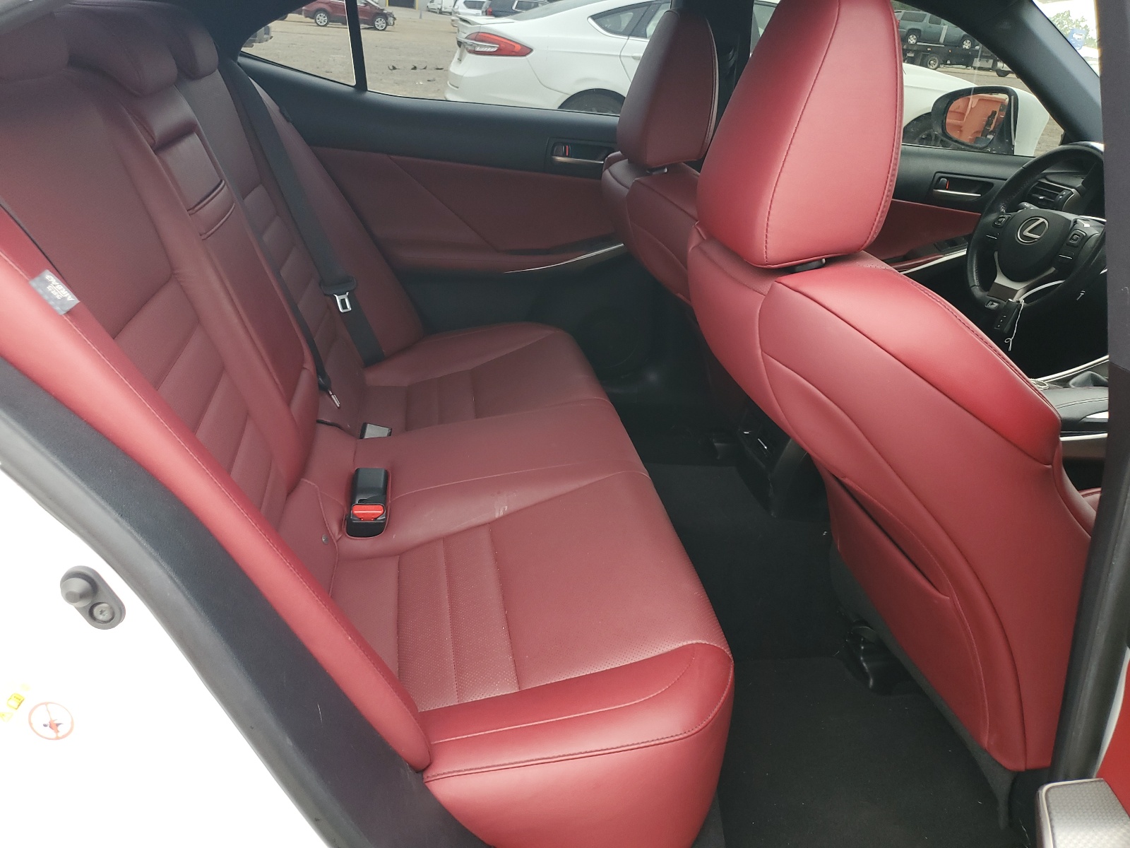 JTHBA1D24J5072281 2018 Lexus Is 300