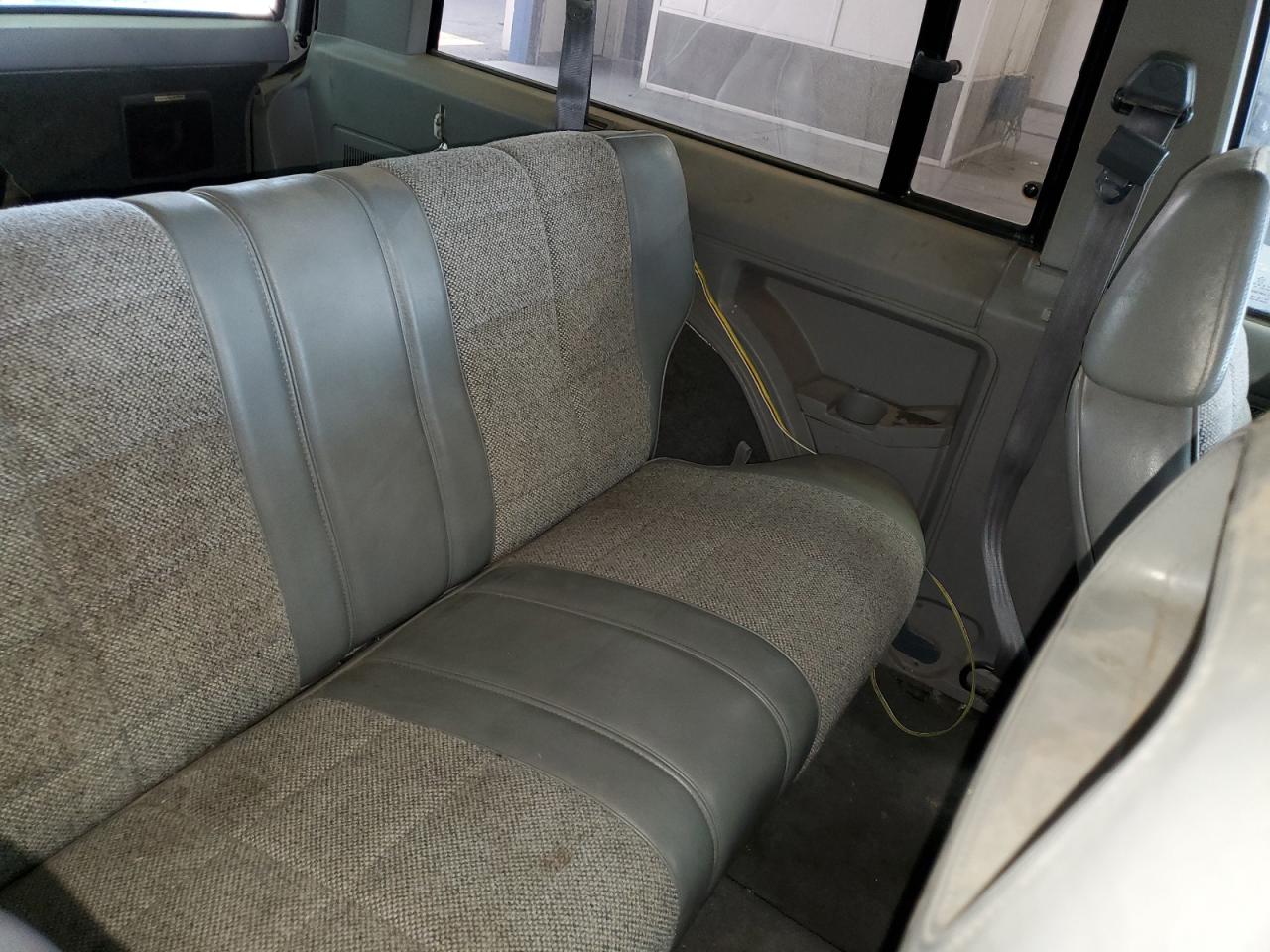 1990 Jeep Cherokee Laredo VIN: 1J4FJ57L1LL166898 Lot: 60490274