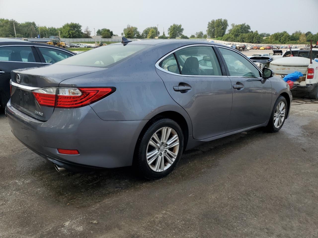 VIN JTHBK1GG3E2102477 2014 LEXUS ES350 no.3