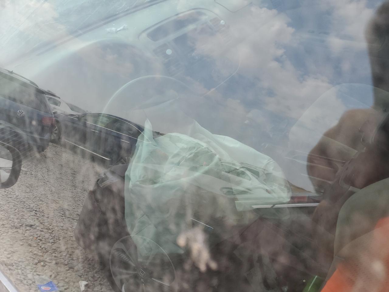 2004 Toyota Camry Le VIN: 4T1BE32K34U883743 Lot: 63298084