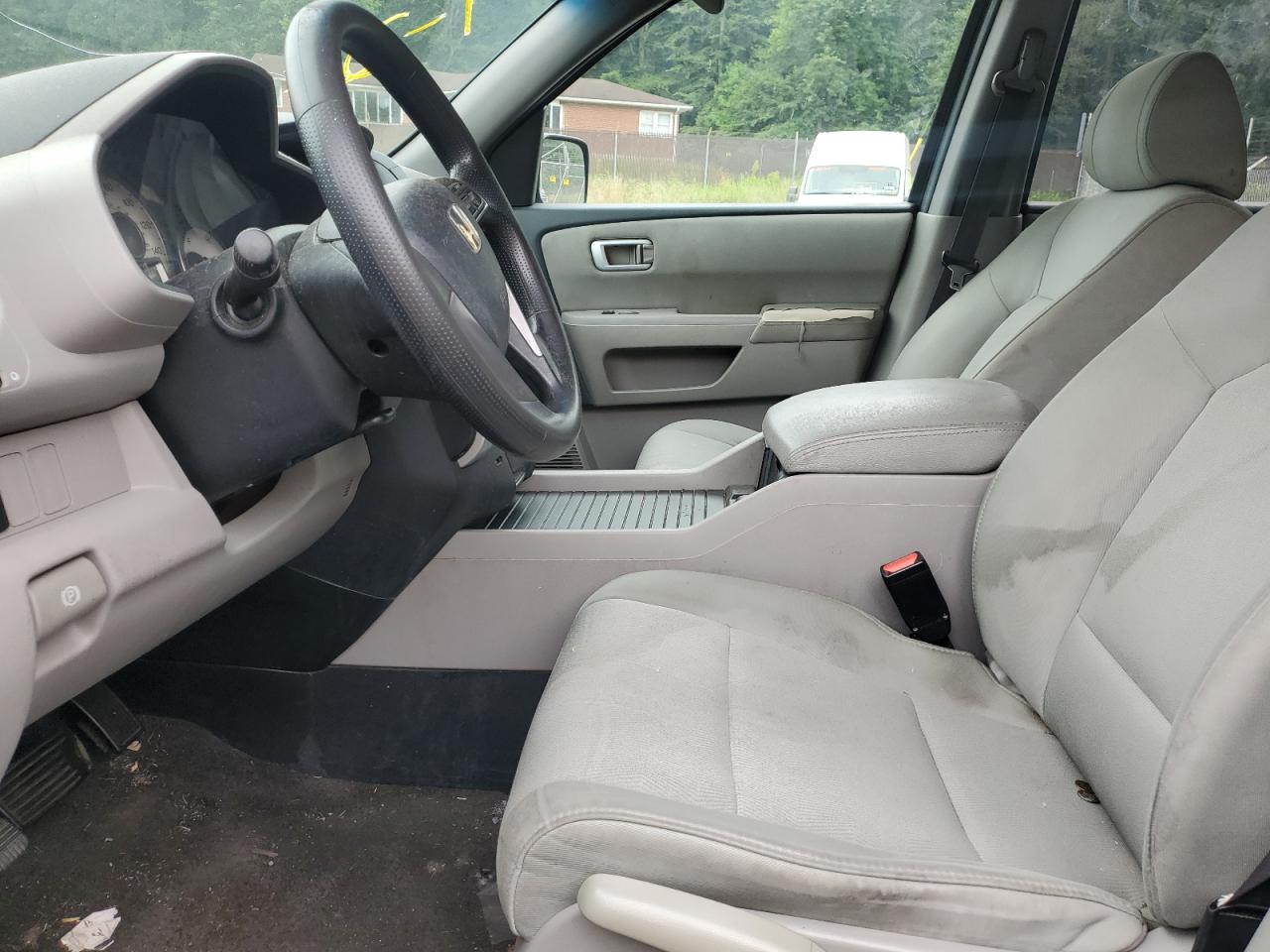 2011 Honda Pilot Lx VIN: 5FNYF4H27BB077855 Lot: 64785604