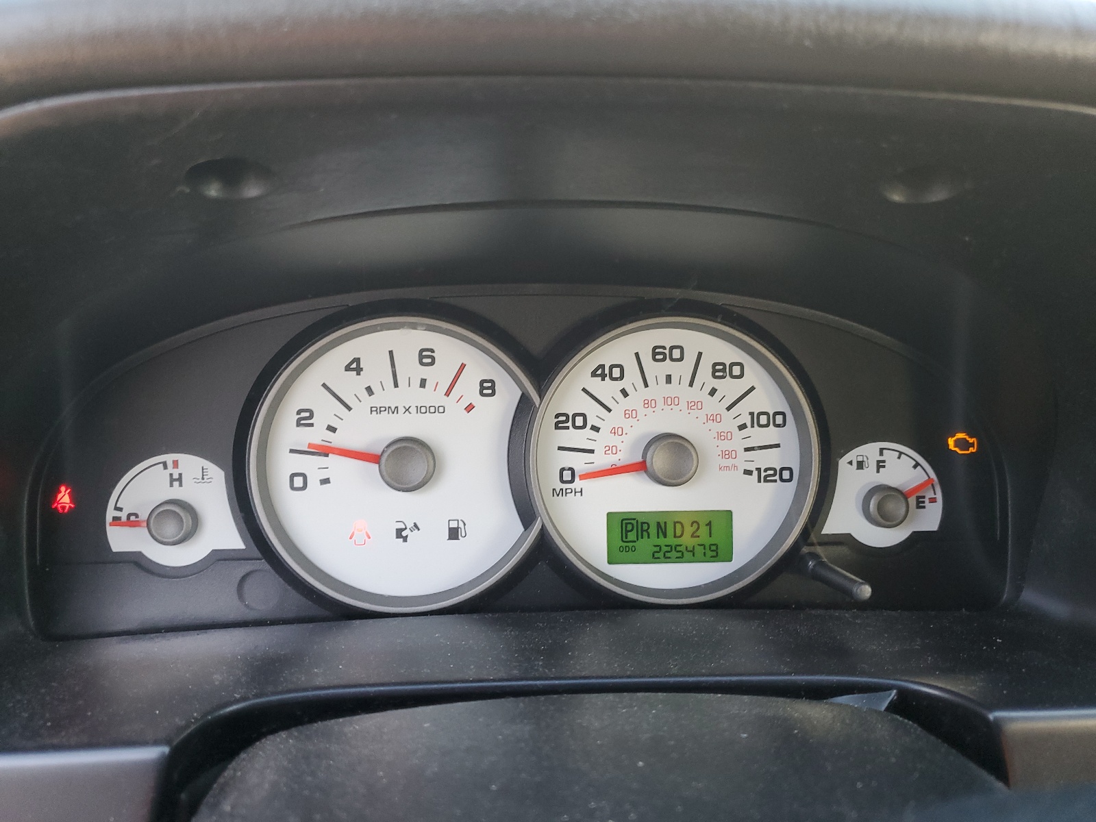 1FMYU02Z85KC23025 2005 Ford Escape Xls