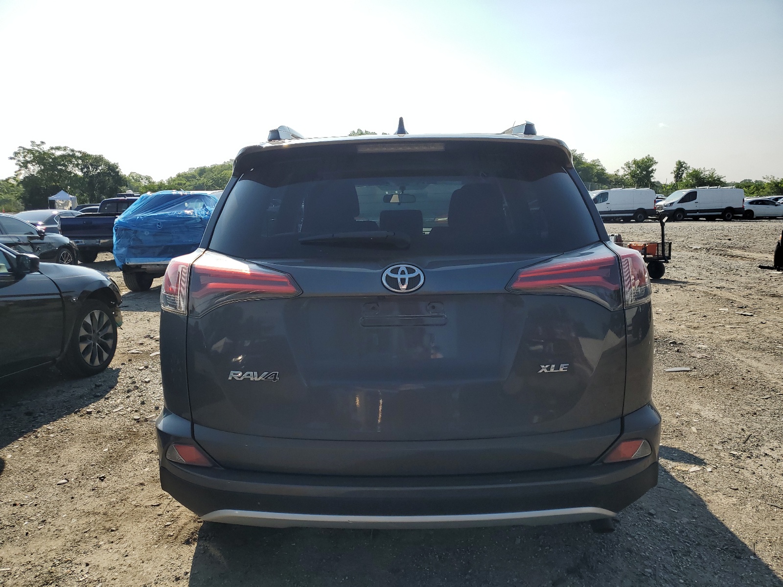 2T3WFREV6GW292647 2016 Toyota Rav4 Xle