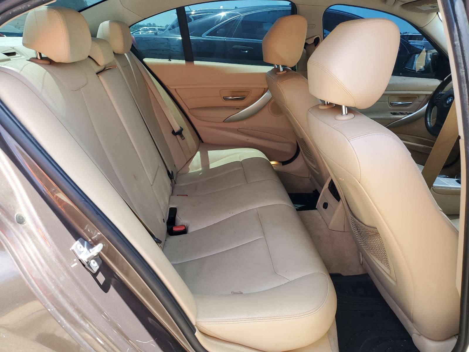 WBA3B1C52EK132528 2014 BMW 320 I