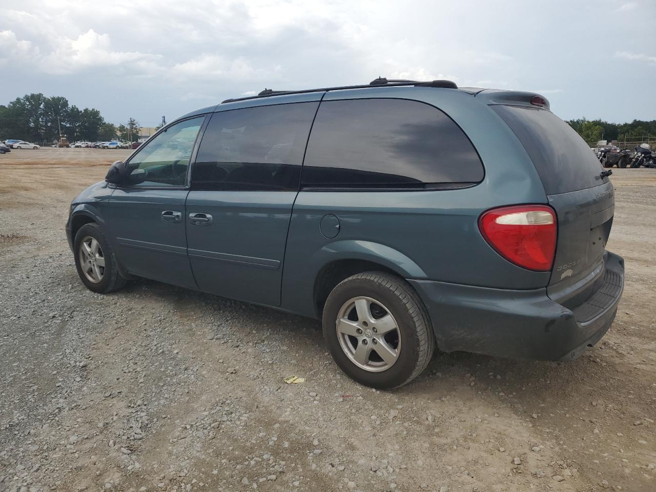 2005 Dodge Grand Caravan Sxt VIN: 2D4GP44L25R172276 Lot: 62732594