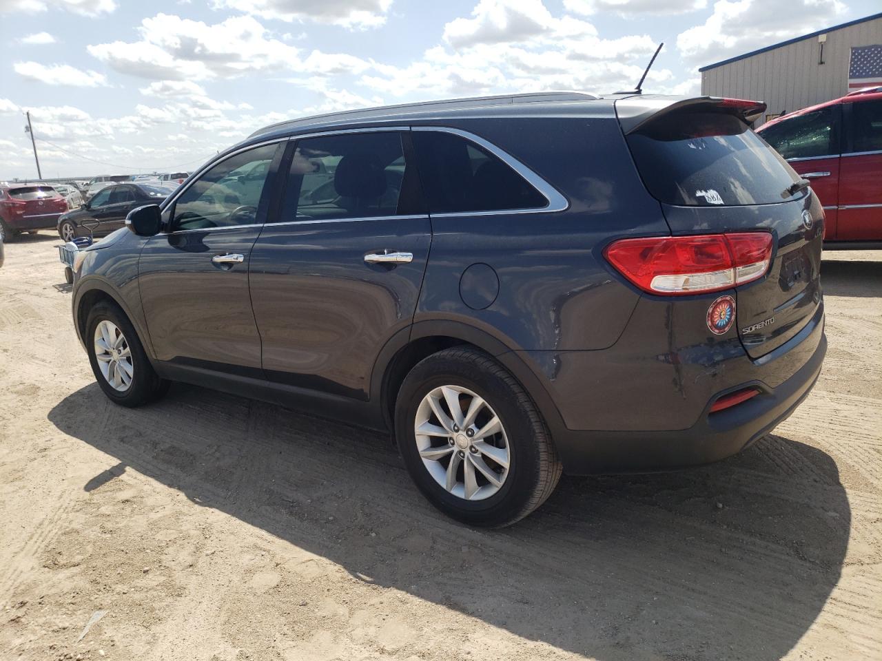 5XYPG4A3XGG102064 2016 KIA SORENTO - Image 2