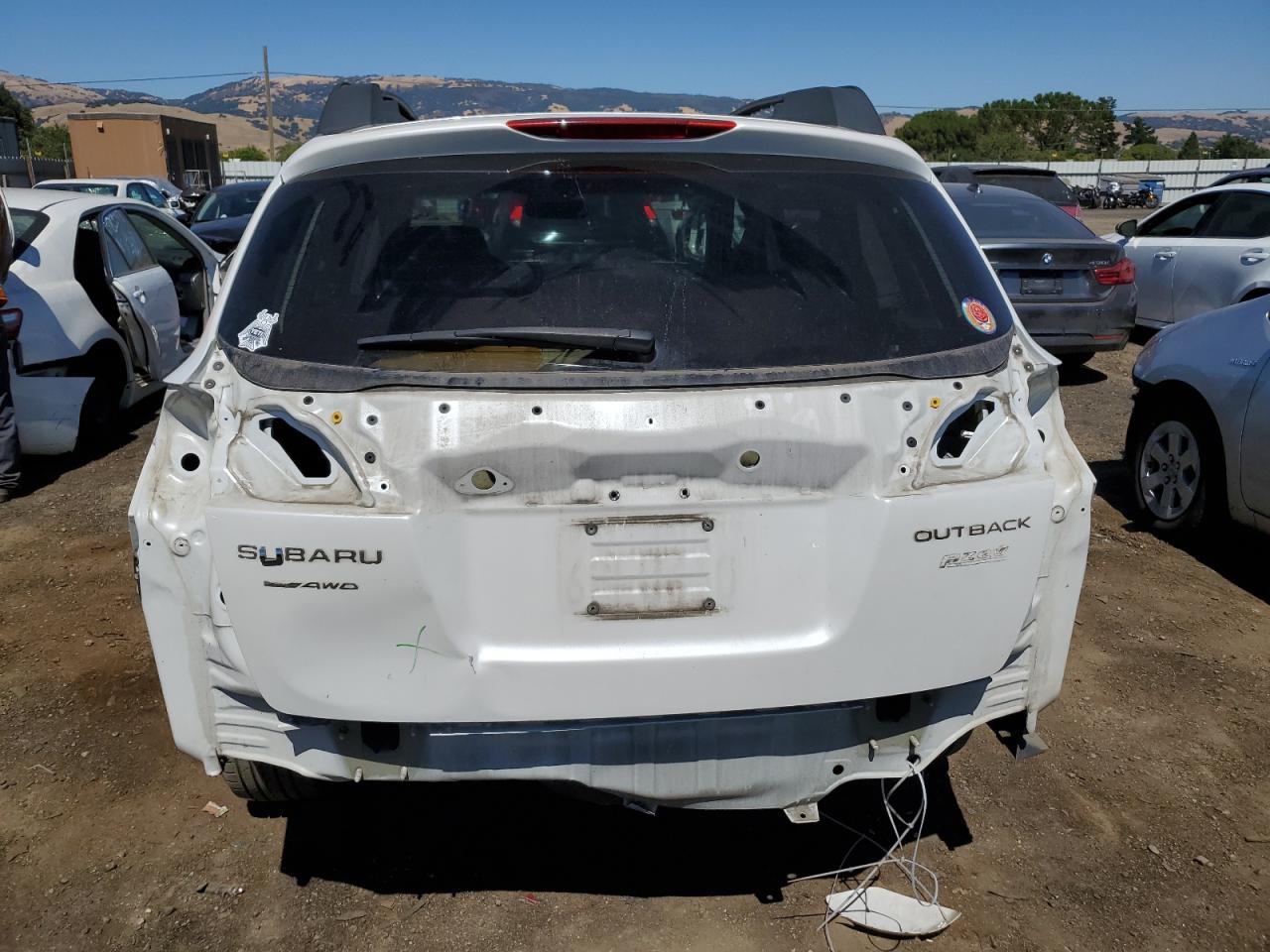 2011 Subaru Outback 2.5I Premium VIN: 4S4BRBGC7B3377433 Lot: 63464014