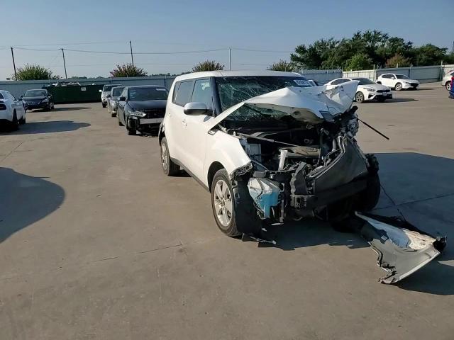 2018 Kia Soul VIN: KNDJN2A28J7605202 Lot: 62084784