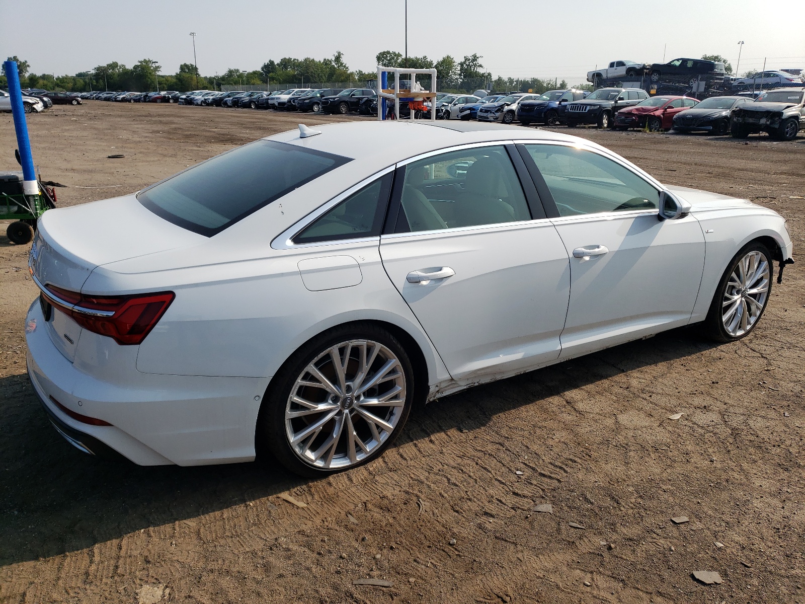 2019 Audi A6 Prestige vin: WAUM2AF28KN045992