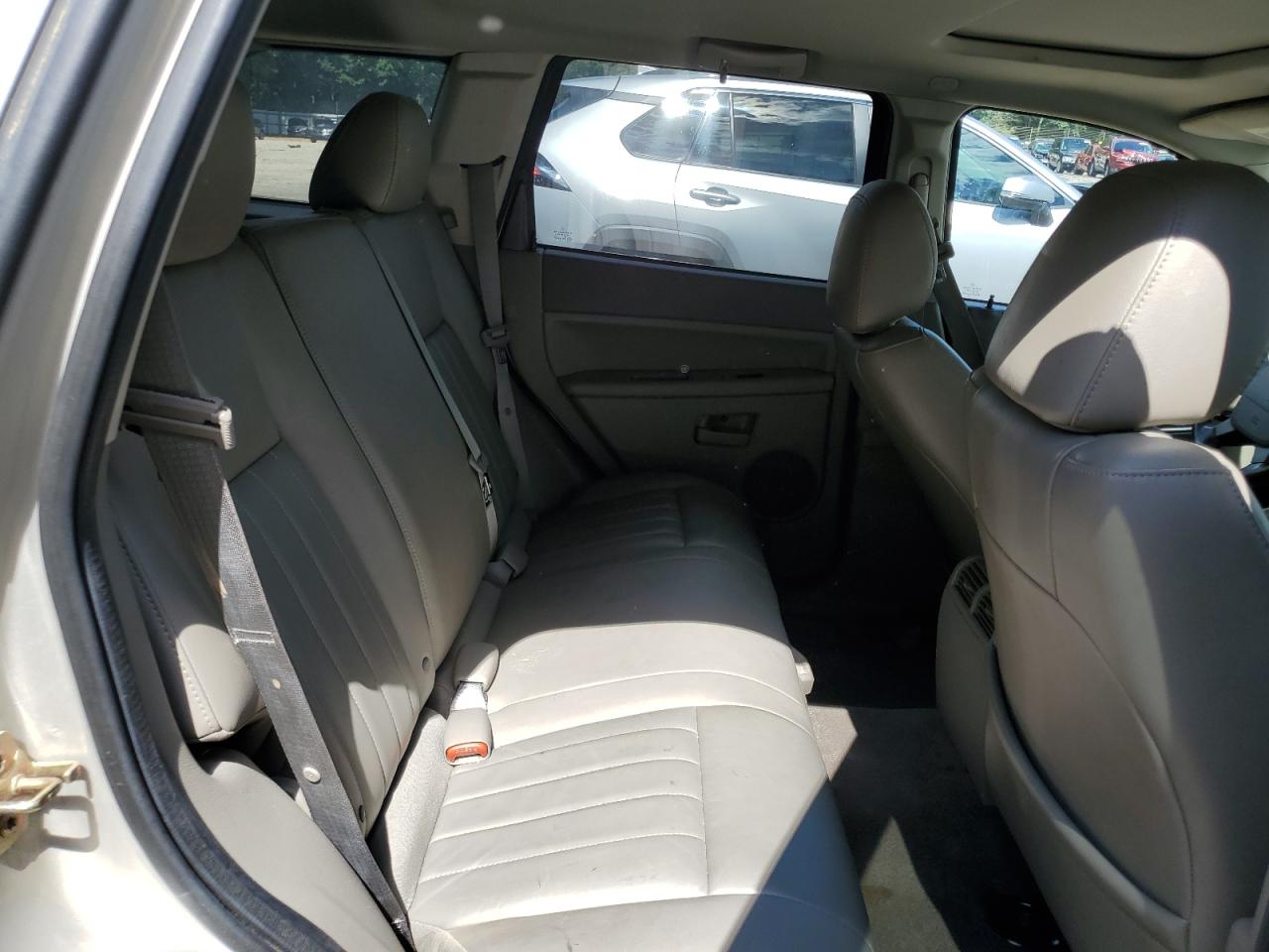 2007 Jeep Grand Cherokee Laredo VIN: 1J8GR48K67C532212 Lot: 62500684