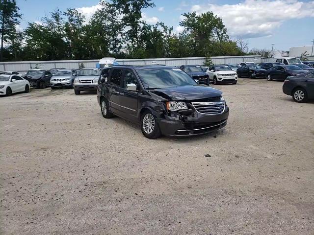 2015 Chrysler Town & Country Touring L VIN: 2C4RC1CG7FR754881 Lot: 63781144