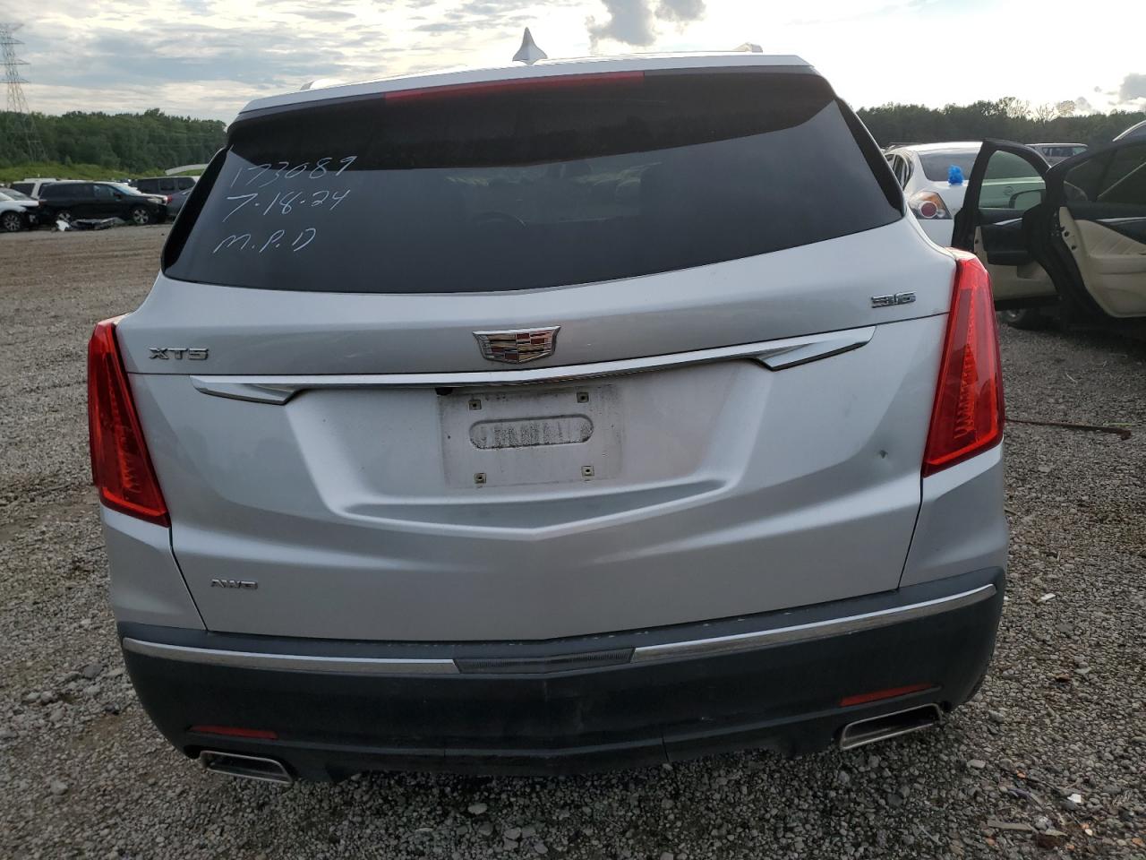 2019 Cadillac Xt5 Premium Luxury VIN: 1GYKNFRS1KZ144327 Lot: 64368884