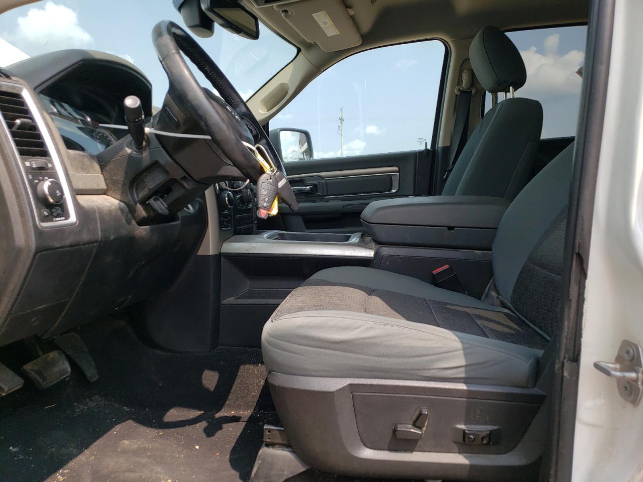 2017 Ram 1500 Slt VIN: 1C6RR7GG3HS860264 Lot: 63955664