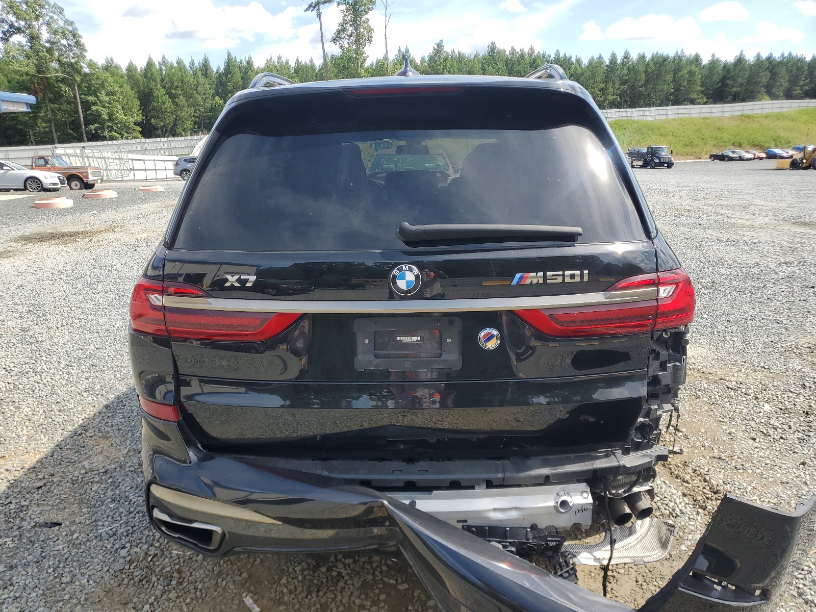 5UXCX6C08N9L23169 2022 BMW X7 M50I