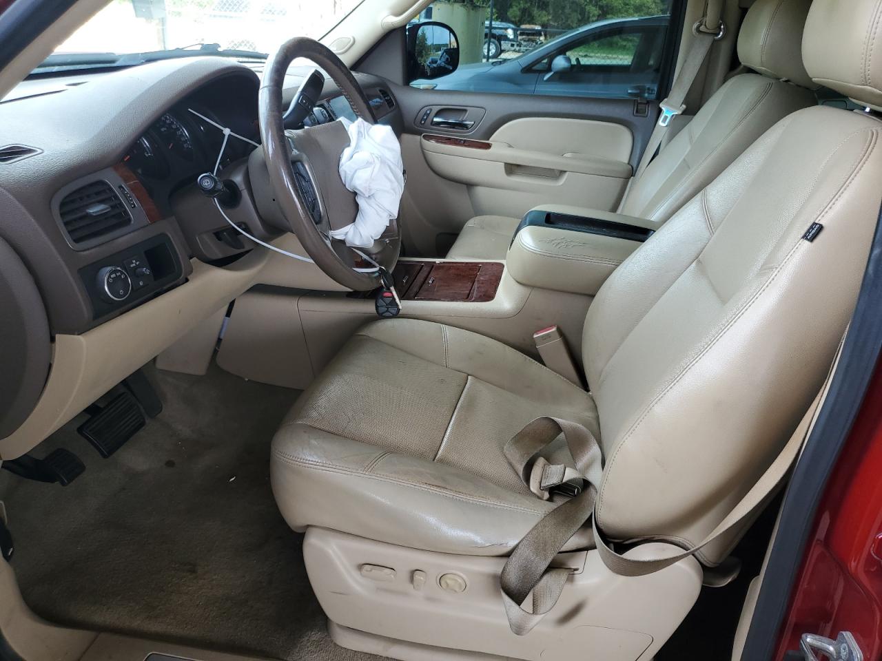 2013 Chevrolet Suburban - Image 7