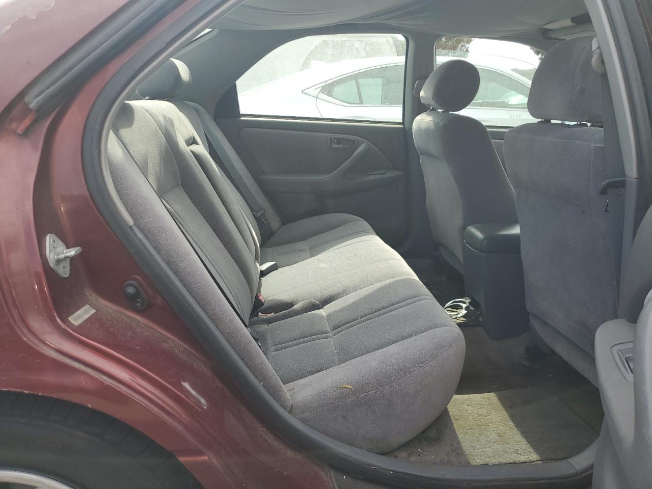 1999 Toyota Camry Ce VIN: 4T1BG22K8XU507483 Lot: 63338714