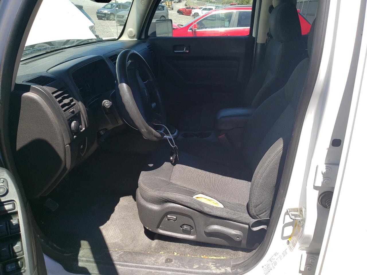 2008 Hummer H3 VIN: 5GTEN13E688172088 Lot: 64853374