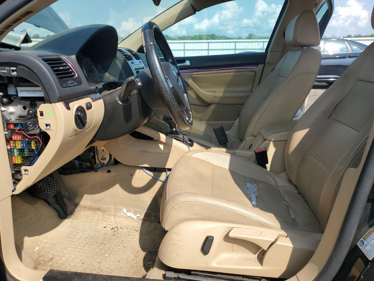 2008 Volkswagen Jetta Se VIN: 3VWRM71K98M106537 Lot: 64932384