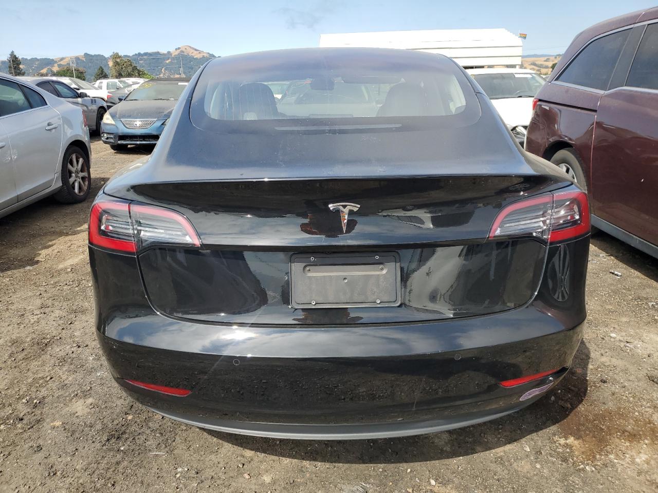 2018 Tesla Model 3 VIN: 5YJ3E1EA1JF018774 Lot: 62843984