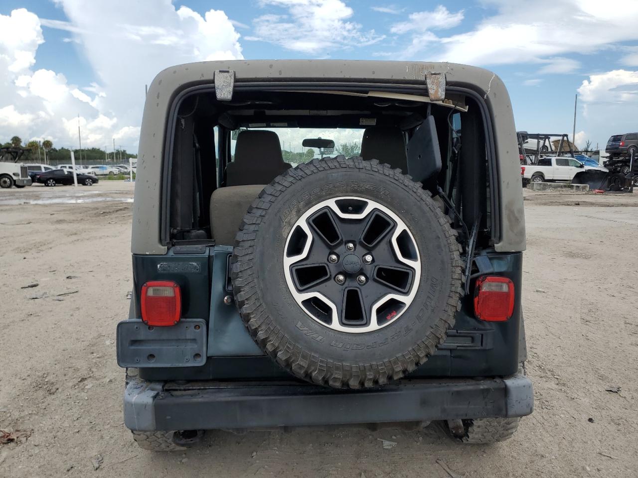 2005 Jeep Wrangler / Tj Sport VIN: 1J4FA49S35P367549 Lot: 65380424