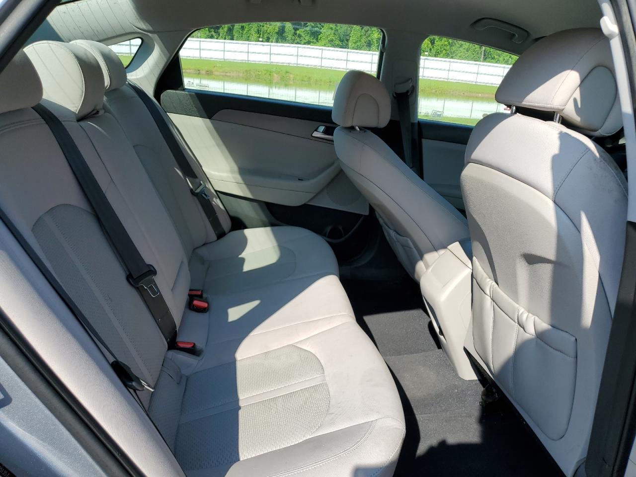 2015 Hyundai Sonata Se VIN: 5NPE24AF0FH051357 Lot: 64578364