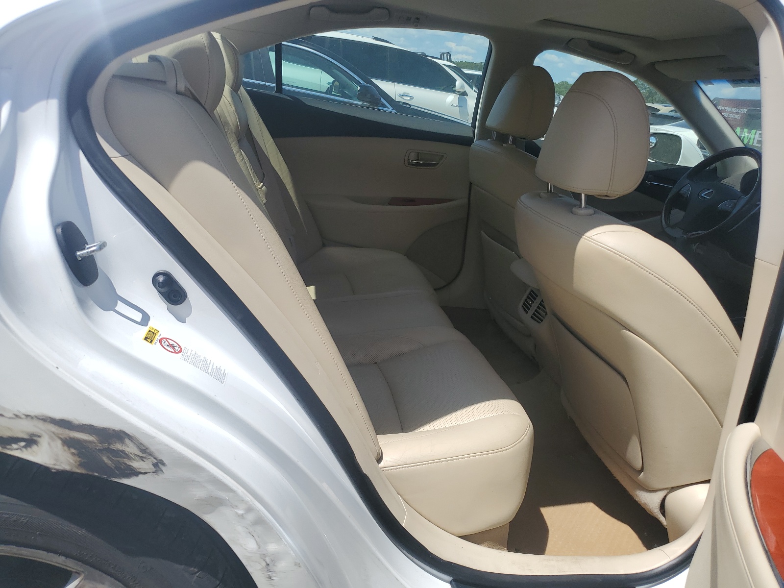 JTHBK1EG0B2464085 2011 Lexus Es 350