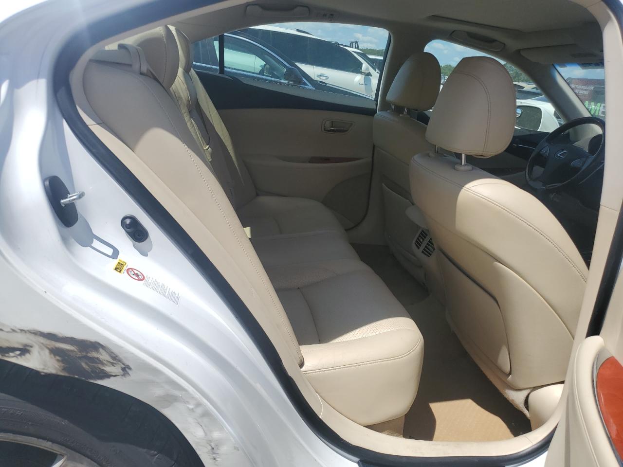 2011 Lexus Es 350 VIN: JTHBK1EG0B2464085 Lot: 62640724