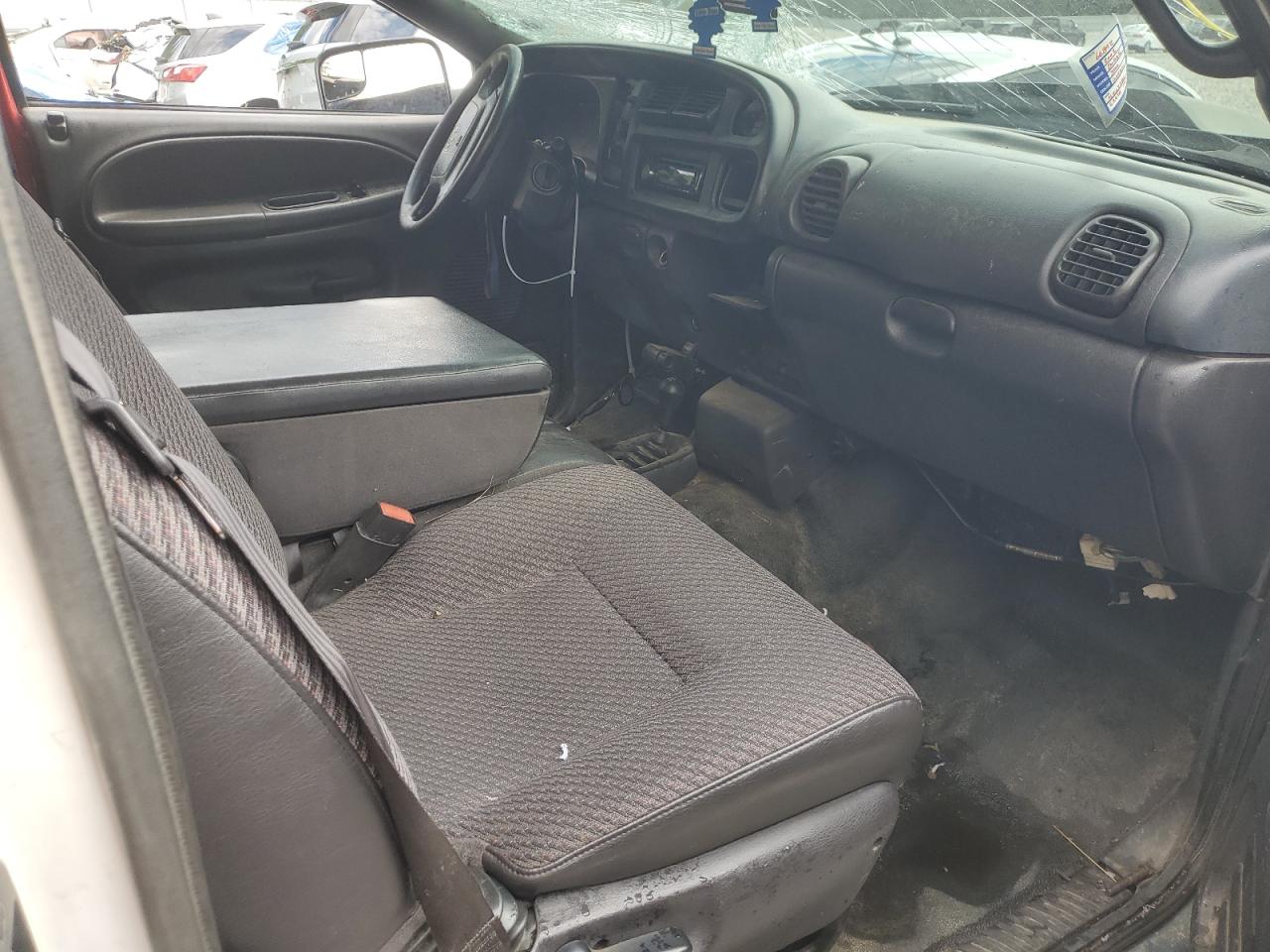 2002 Dodge Ram 2500 VIN: 3B7KF23662M207480 Lot: 62190394