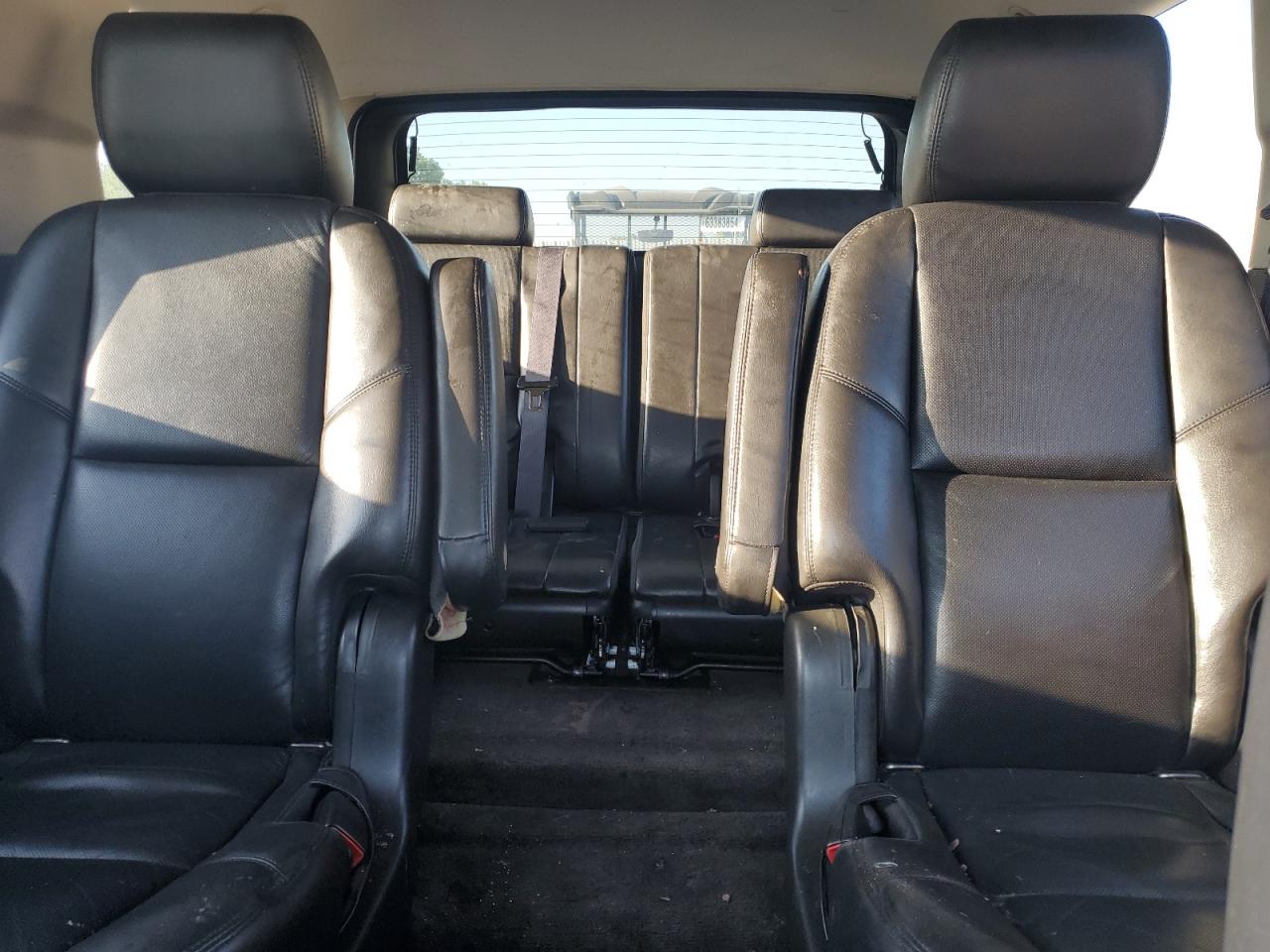 2011 GMC Yukon Denali VIN: 1GKS2EEF3BR196550 Lot: 63439104