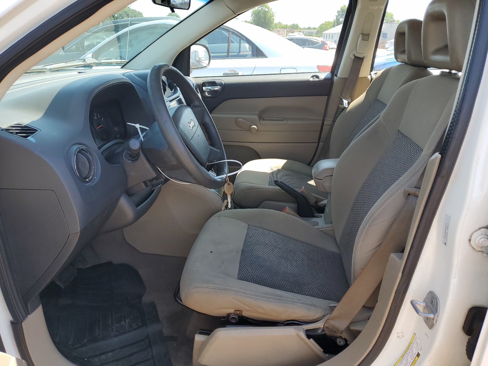 1J4FF47B99D102114 2009 Jeep Compass Sport