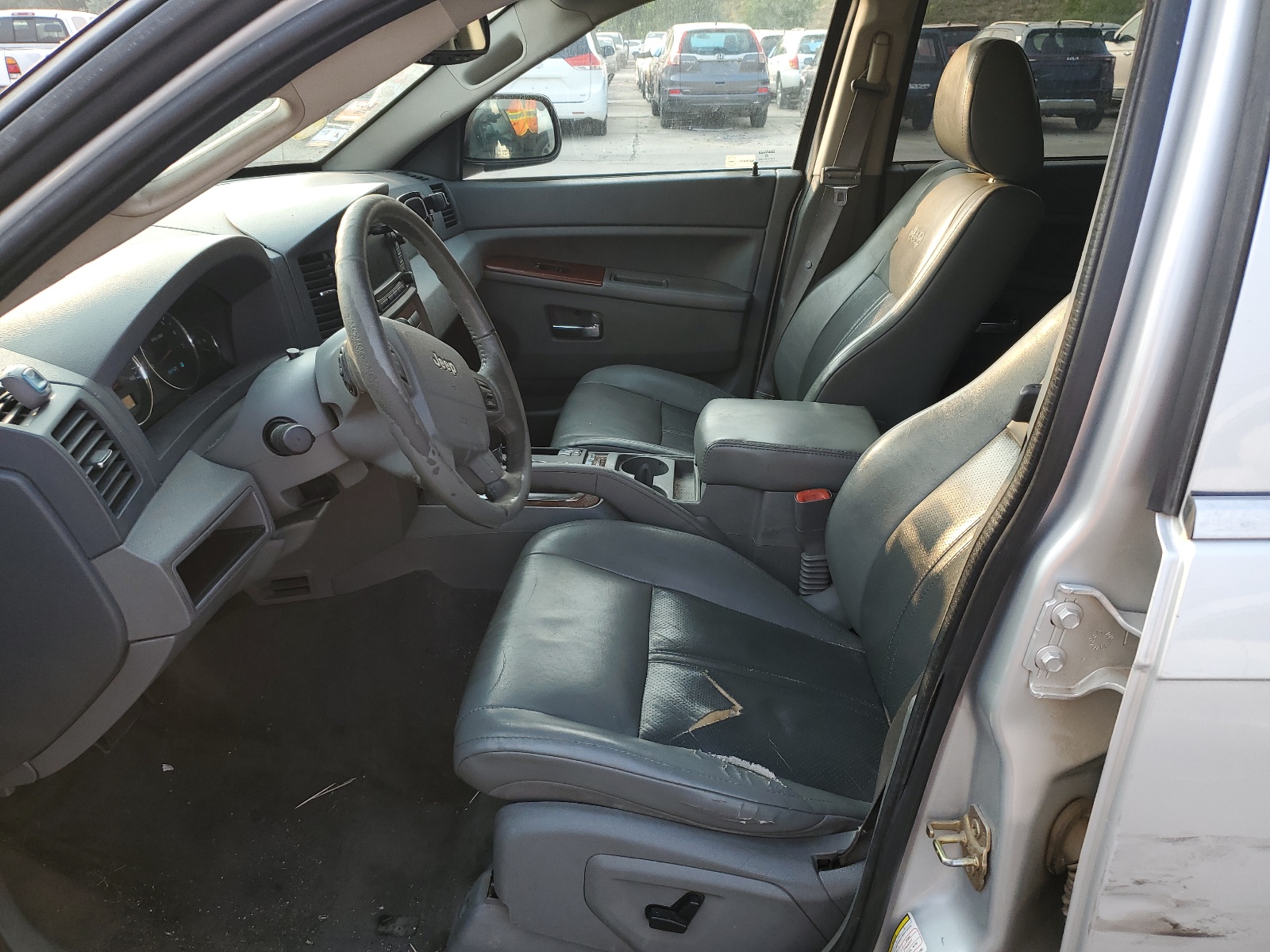 1J8HR58P37C537163 2007 Jeep Grand Cherokee Limited