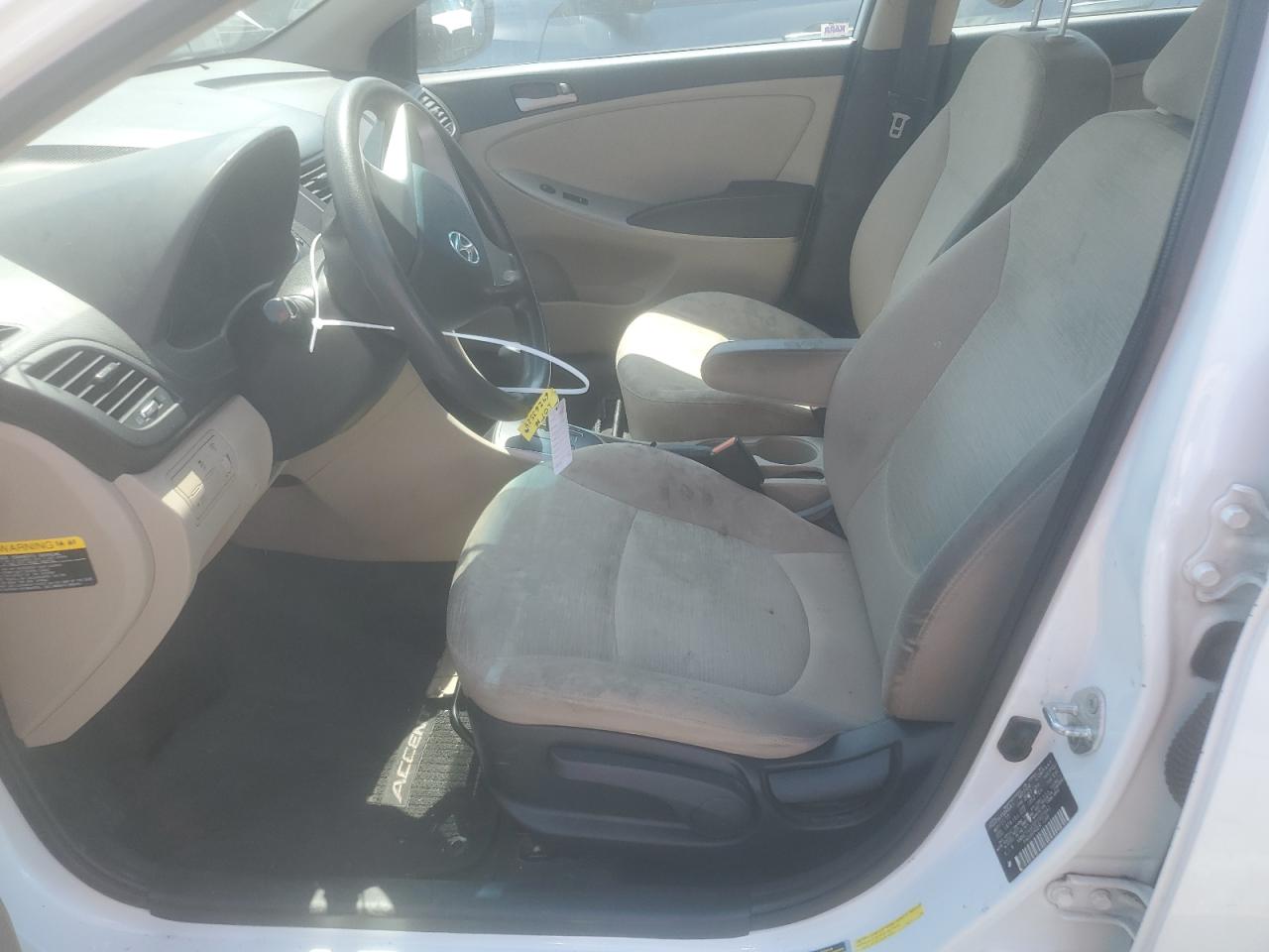 2015 Hyundai Accent Gls VIN: KMHCT4AE6FU935641 Lot: 64263524