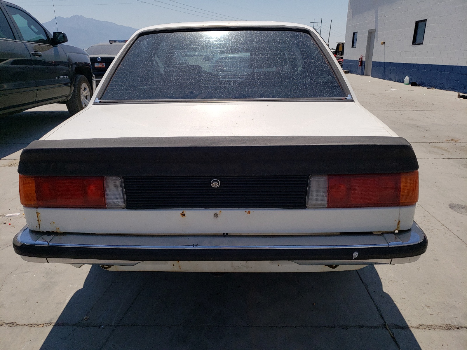 WBAAG3302B8023701 1981 BMW 320 I