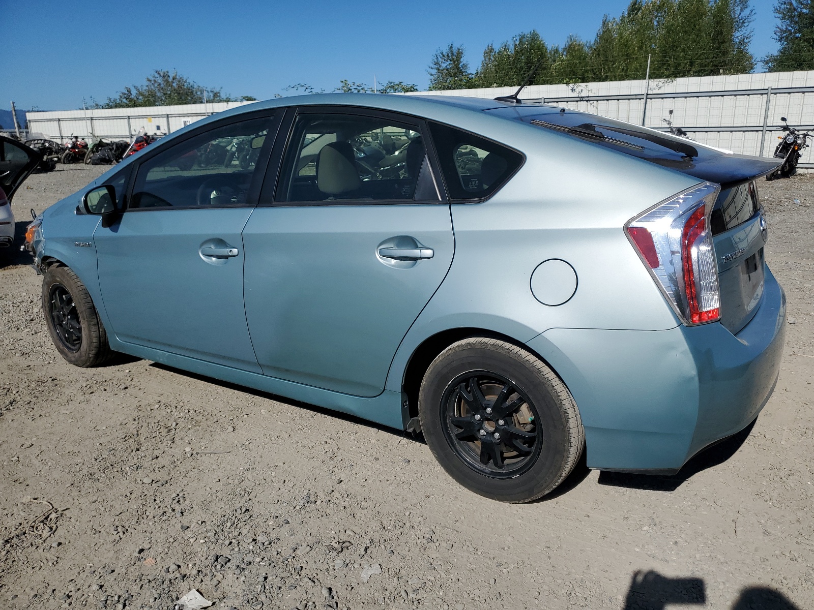 JTDKN3DU0F1867524 2015 Toyota Prius