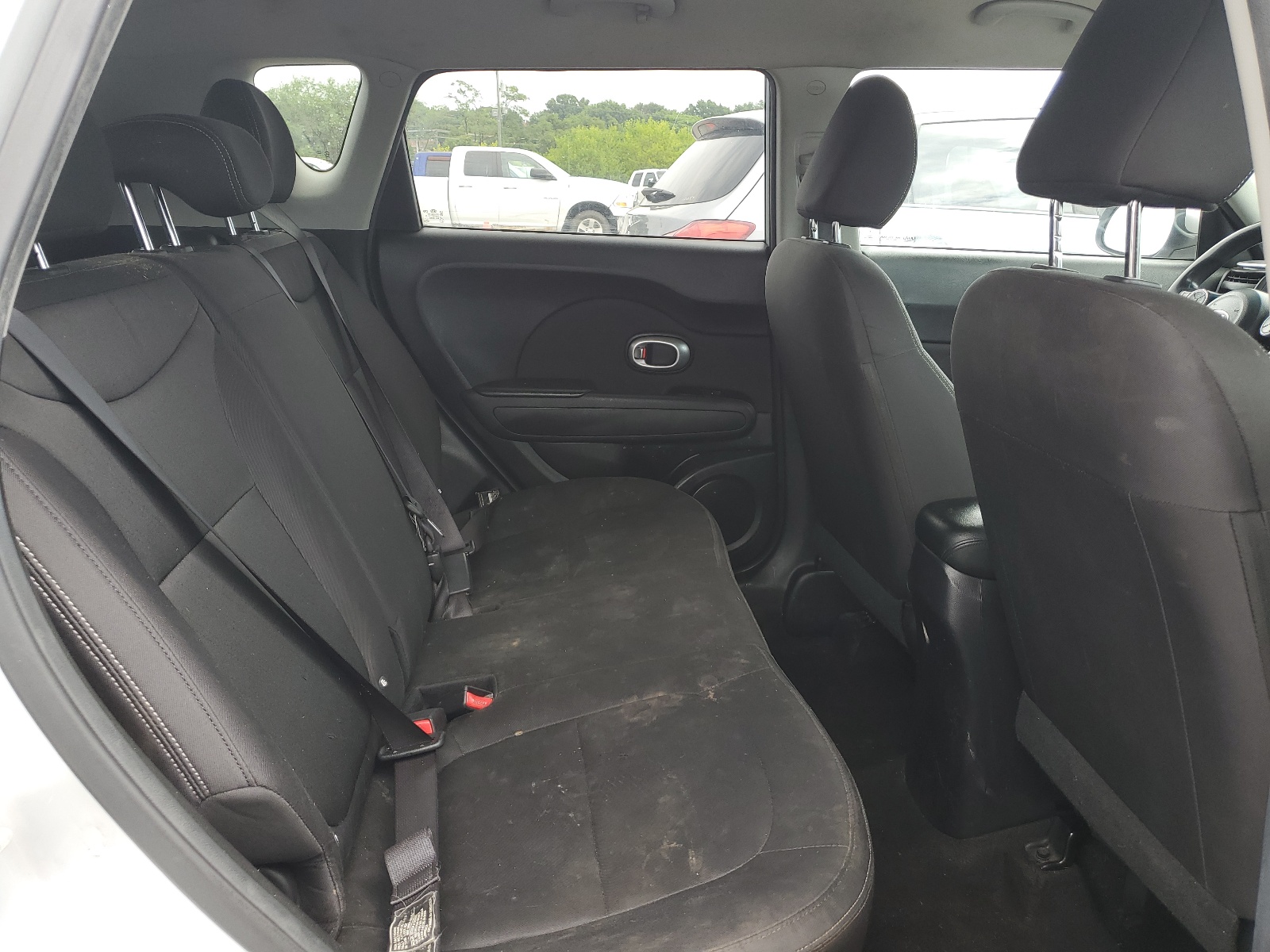 2015 Kia Soul vin: KNDJN2A25F7768395