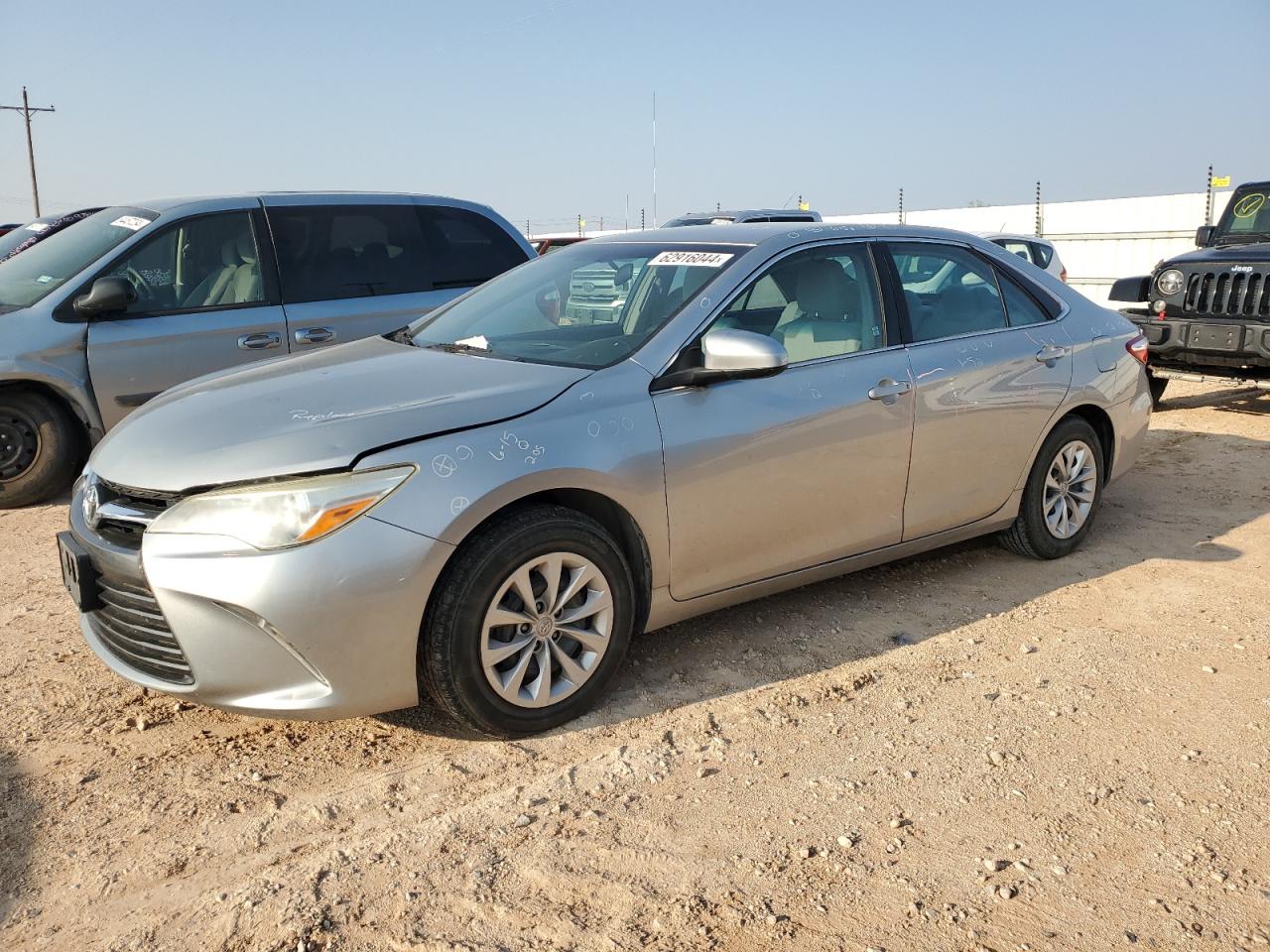 4T4BF1FK9GR583713 2016 TOYOTA CAMRY - Image 1