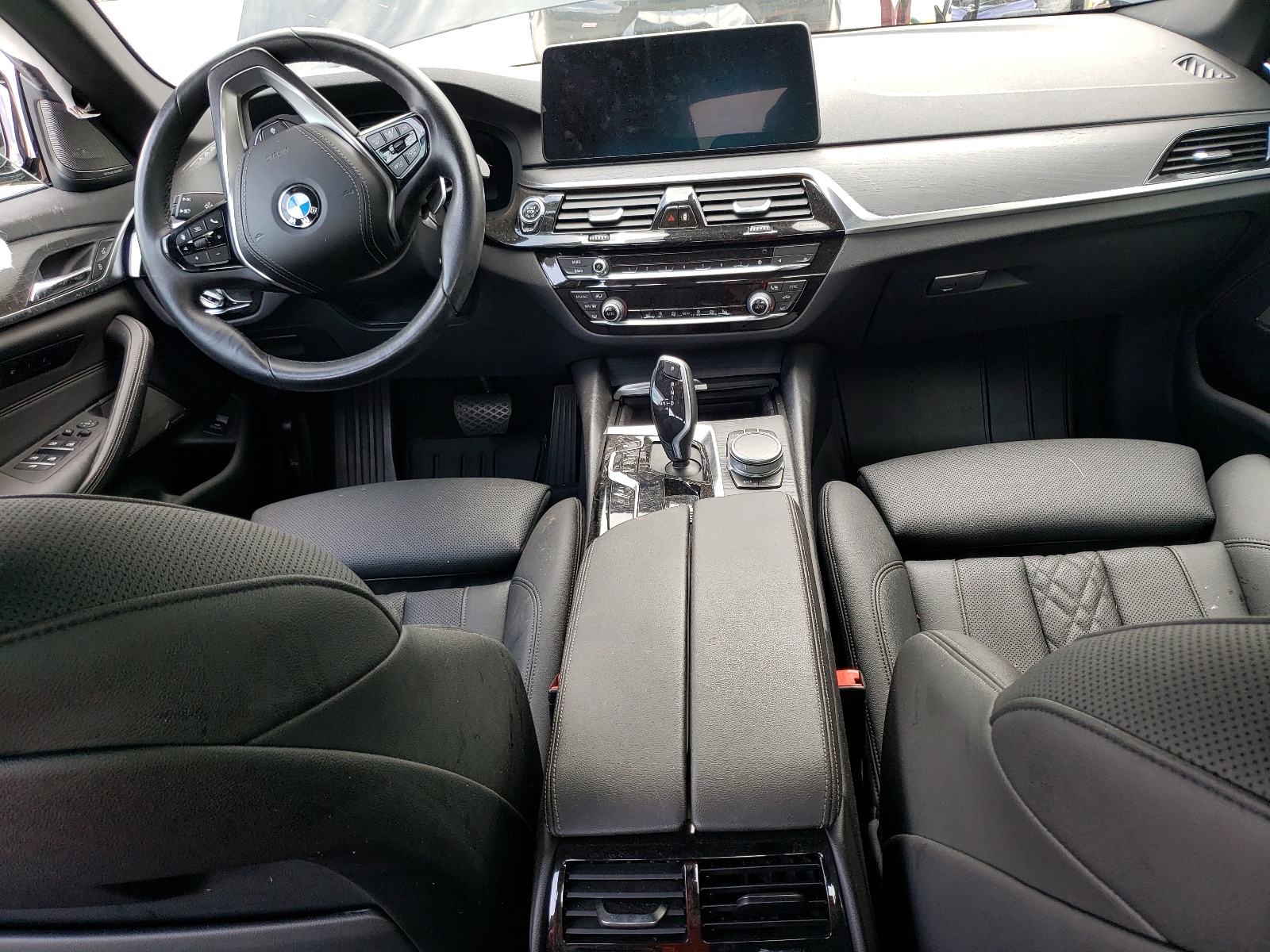 WBA13BJ02MWX07185 2021 BMW 530 Xi
