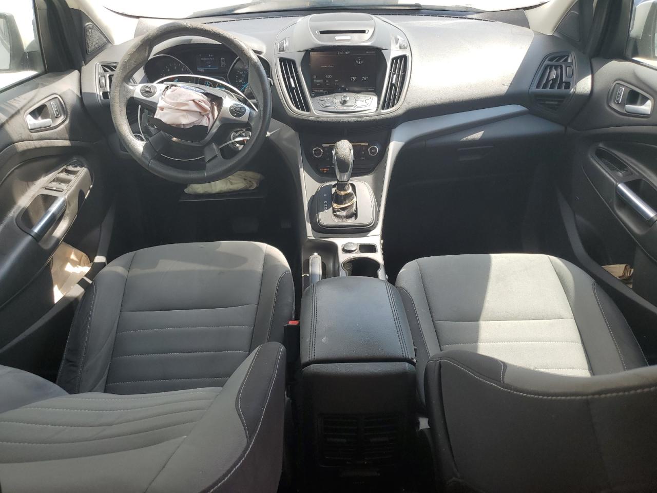 2015 Ford Escape Se VIN: 1FMCU0GX1FUC28025 Lot: 61990934