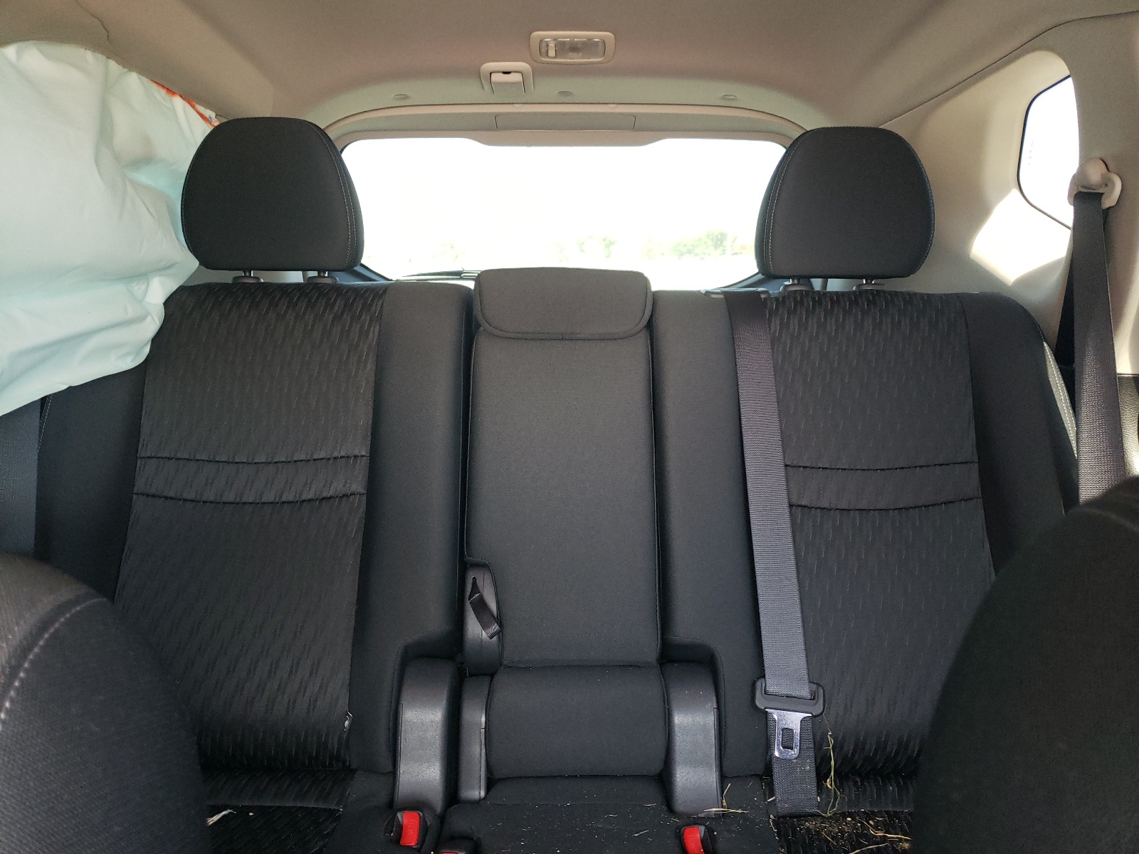 KNMAT2MT4JP581958 2018 Nissan Rogue S