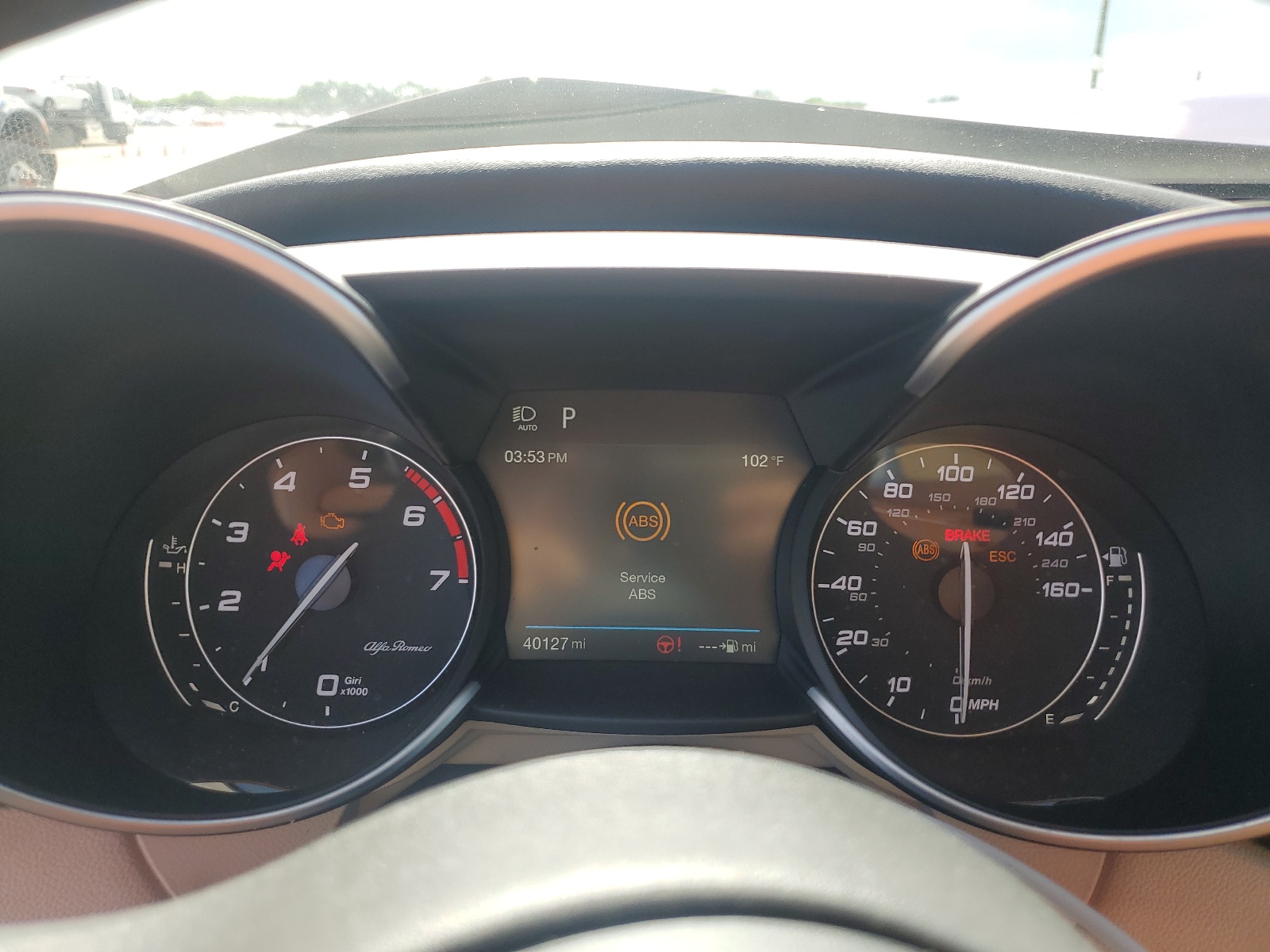 ZARFAECN0J7593725 2018 Alfa Romeo Giulia Ti