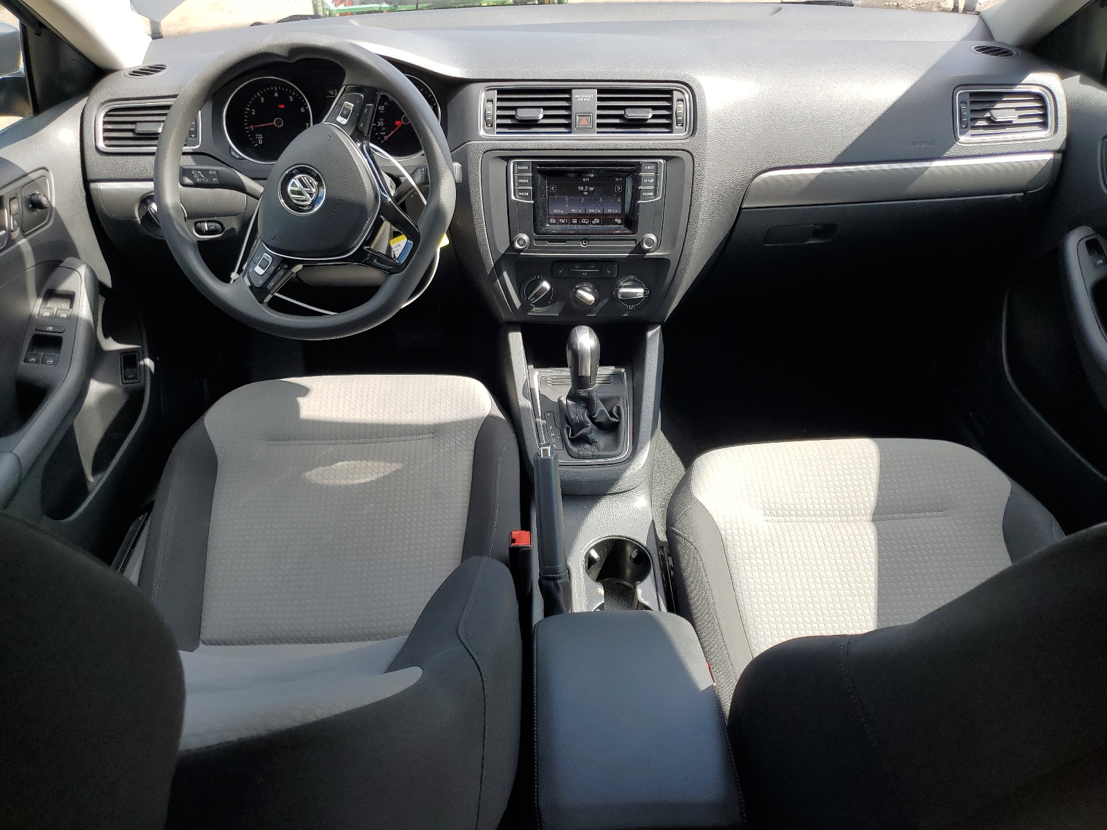 3VW2B7AJ8HM264429 2017 Volkswagen Jetta S