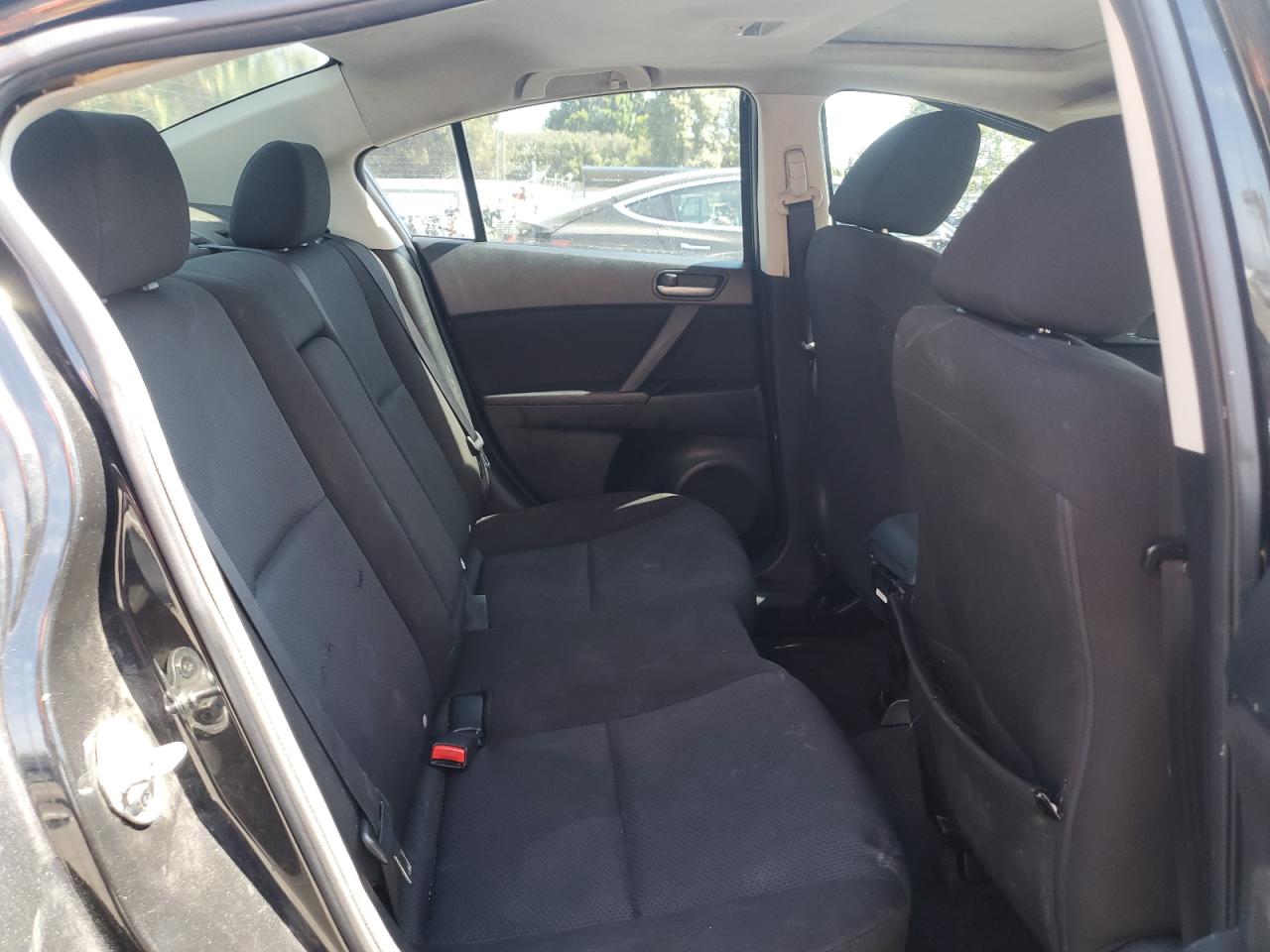 2011 Mazda 3 I VIN: JM1BL1VG1B1383794 Lot: 63405854