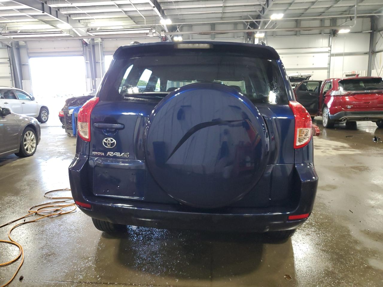 2007 Toyota Rav4 Limited VIN: JTMZK31V276006404 Lot: 63494034