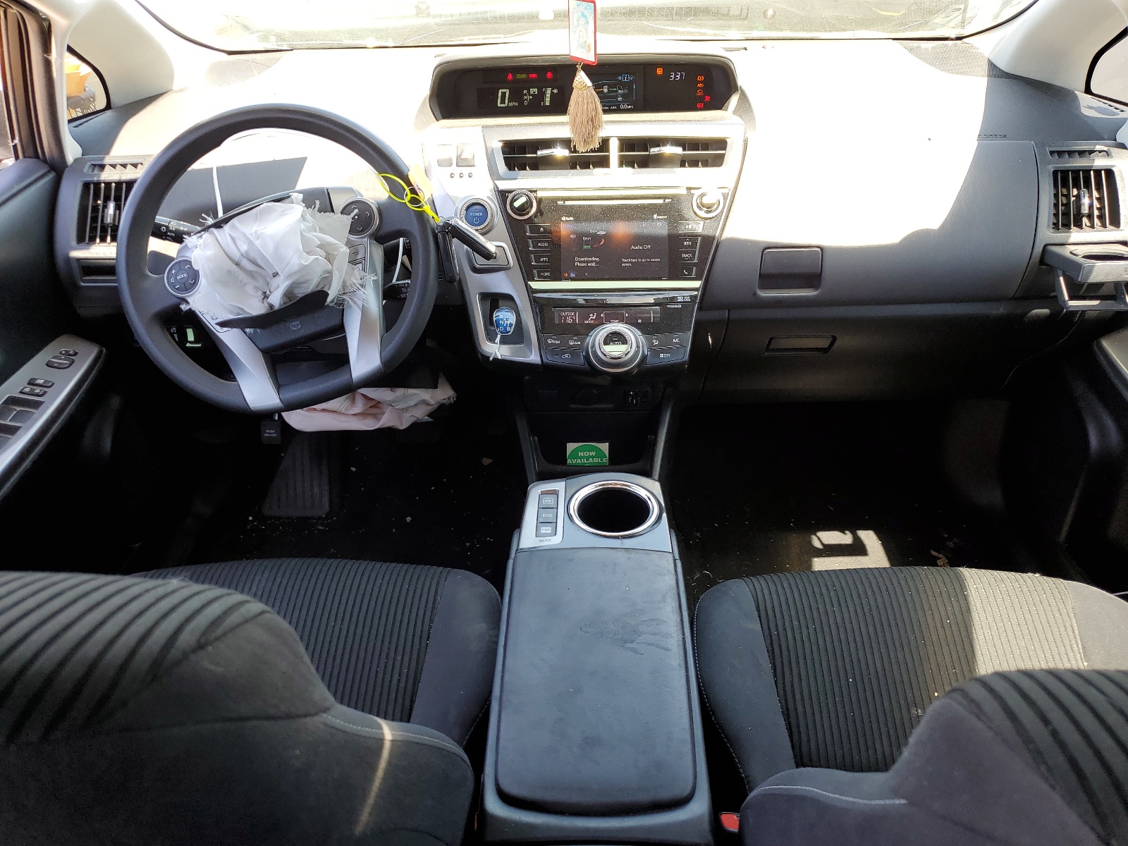 JTDZN3EU8GJ046038 2016 Toyota Prius V